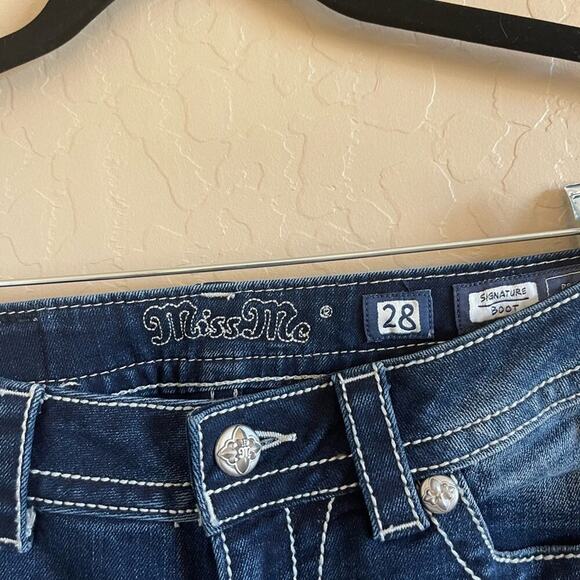 New Miss Me Maroon Embroidered Low Rise Signature Bootcut Jeans - Picture 5 of 7